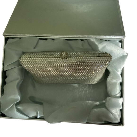 SWAVOSKI CRYSTAL PURSE